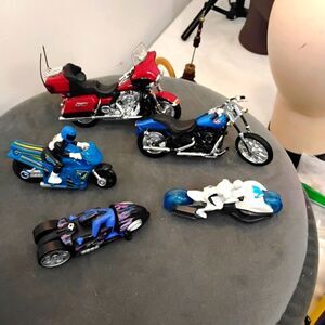 Lot of 5 Mattel Hot Wheels Motorcycles
